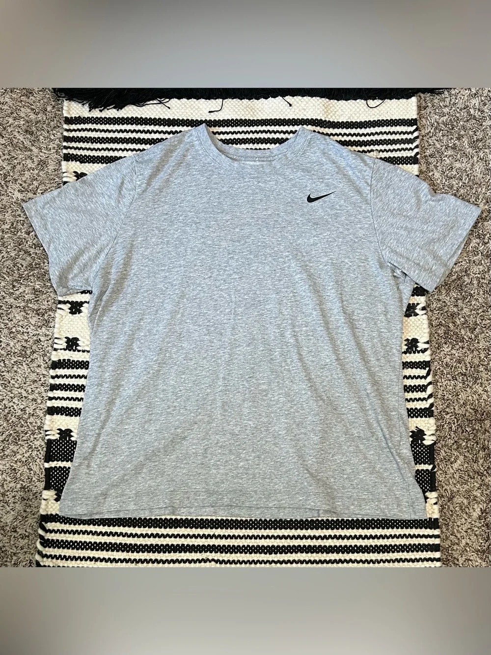 ✔️NIKE Mens The Nike Tee Heather Gray T-Shirt Dri-Fit Crew Neck - XL